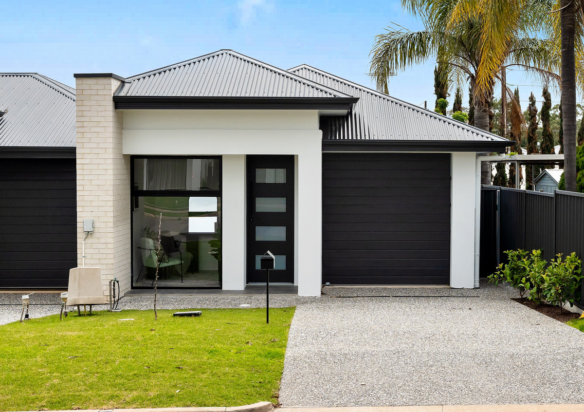 Living in Manhattan vibran core