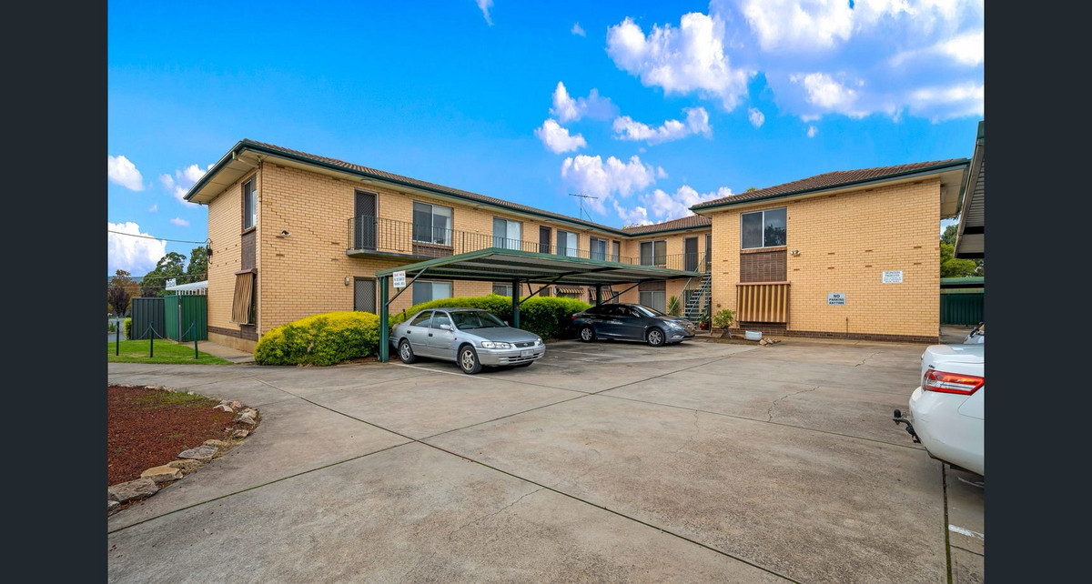 Living in Manhattan vibran core